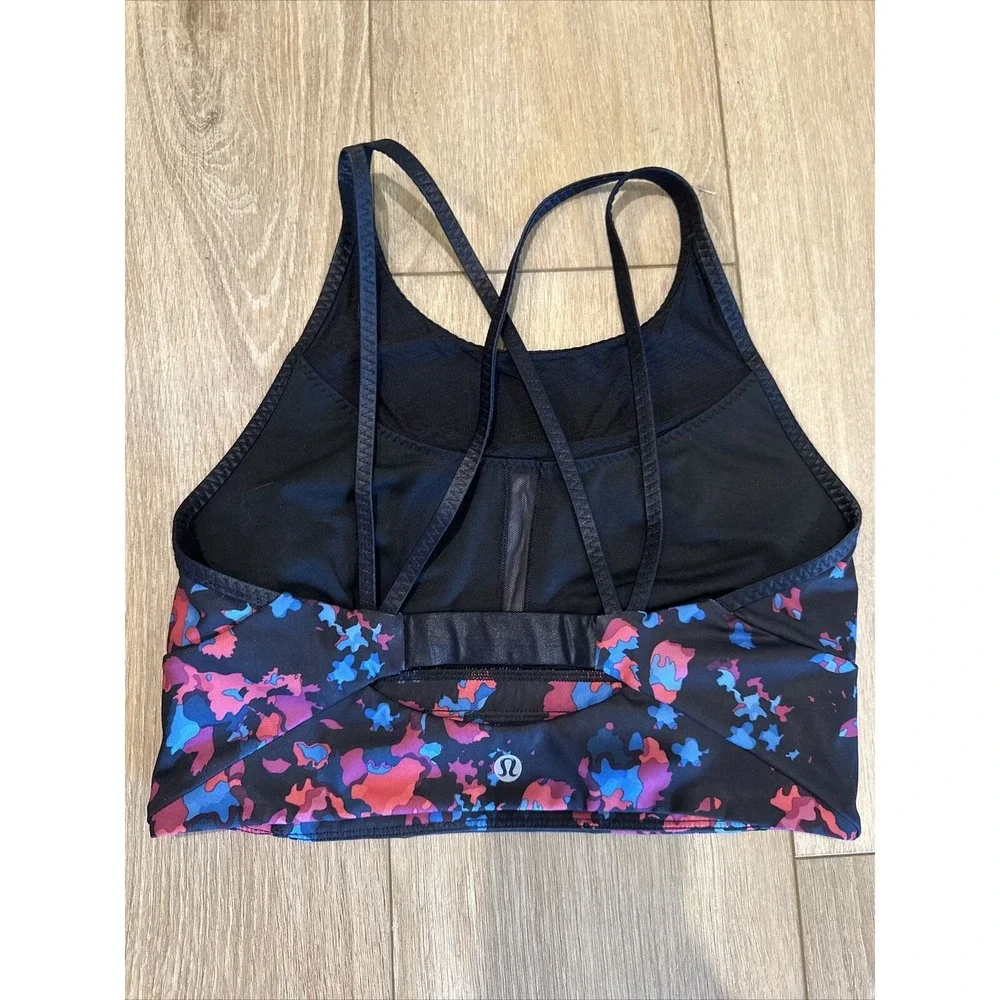 Lululemon Women Black Floral Mesh Panel Sports Bra Criss‎ Cross Straps